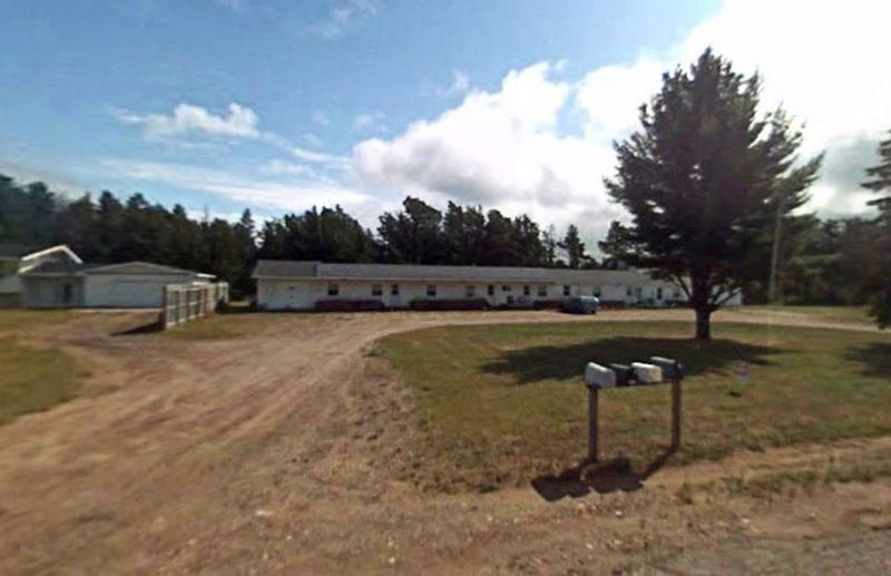 Undetermined Marquette Motel - 2008 Street View (newer photo)